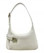 Salvatore Ferragamoサルヴァトーレ フェラガモ）の古着「ガンチーニバックルショルダーバッグ」｜ホワイト