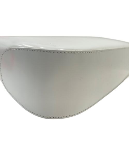 Salvatore Ferragamo（サルヴァトーレ フェラガモ）Salvatore Ferragamo (サルヴァトーレ フェラガモ) ガンチーニバックルショルダーバッグ ホワイト サイズ:-の古着・服飾アイテム