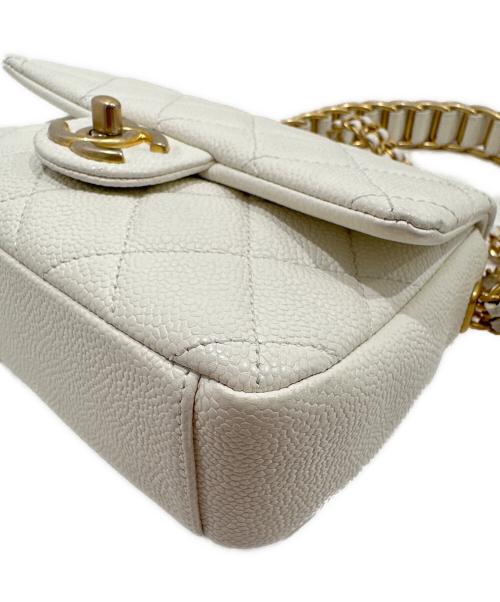 CHANEL（シャネル）CHANEL (シャネル) ミニマトラッセ  ホワイト×ゴールド金具 サイズ:mini/ミニの古着・服飾アイテム