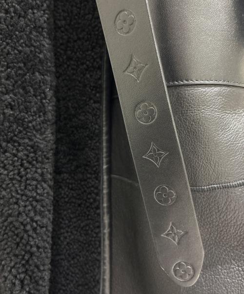 LOUIS VUITTON（ルイ ヴィトン）LOUIS VUITTON (ルイ ヴィトン) リバーシブルムートンロングコート FJLC05TBH ブラック サイズ:34の古着・服飾アイテム
