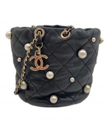 CHANEL（シャネル）の古着「コスチュームパール巾着ショルダーバッグ」｜ブラック
