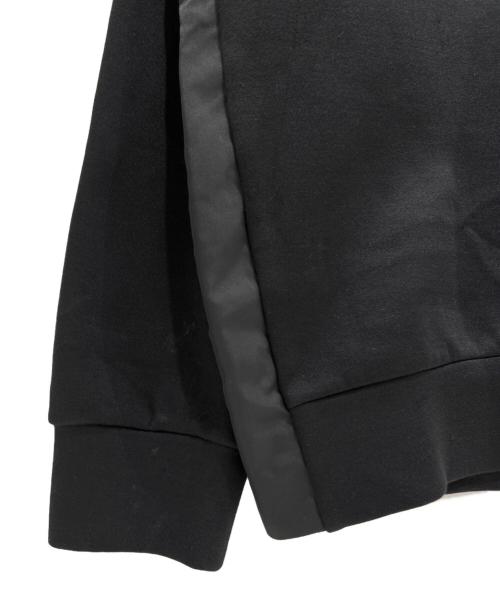 PRADA（プラダ）PRADA (プラダ) トライアングルロゴスウェットシャツ UJL30A ブラック サイズ:XSの古着・服飾アイテム
