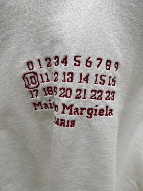 Maison Margiela（メゾンマルジェラ）Maison Margiela (メゾンマルジェラ) ロゴ刺繍パーカー ホワイト サイズ:48の古着・服飾アイテム