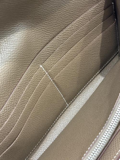 HERMES（エルメス）HERMES (エルメス) ケリーウォレット/Kelly Wallet エトゥープ×シルバー金具の古着・服飾アイテム