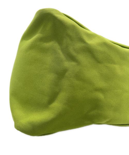 PRADA（プラダ）PRADA (プラダ) トライアングル キャンバス ショルダーバッグ 2VY007 010 F0613の古着・服飾アイテム