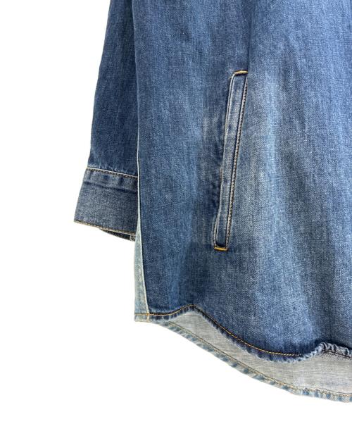 VALENTINO（ヴァレンティノ）VALENTINO (ヴァレンティノ) スタッズデニムシャツ 2V3DB01Z91W インディゴ×ブルー サイズ:50の古着・服飾アイテム