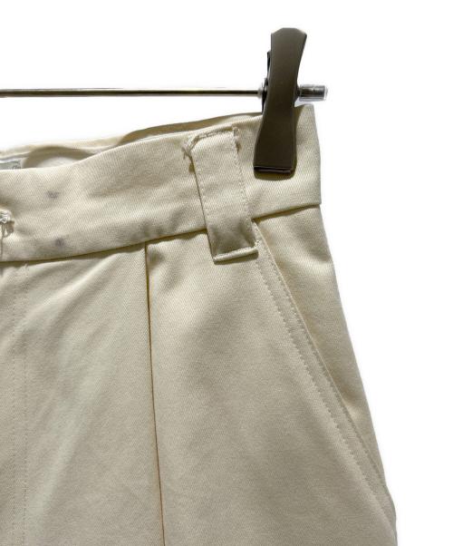 STUDIO NICHOLSON（スタジオ ニコルソン）STUDIO NICHOLSON (スタジオ ニコルソン) Deep Pleat Volume Pant SNM-351 アイボリー サイズ:XSの古着・服飾アイテム