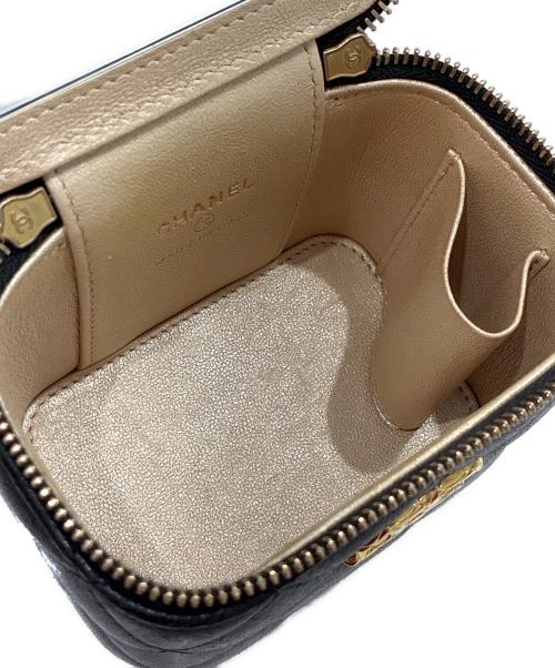 CHANEL（シャネル）CHANEL (シャネル) マトラッセバニティバッグミニ ブラックの古着・服飾アイテム
