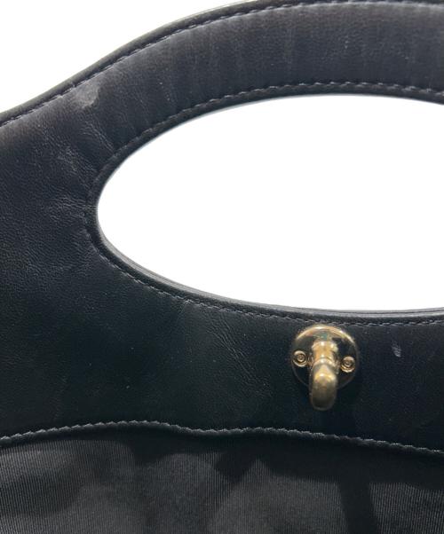 CHANEL（シャネル）CHANEL (シャネル) マトラッセターンロックハンドバッグMatelassé Turn-Lock Handbag  ブラックの古着・服飾アイテム