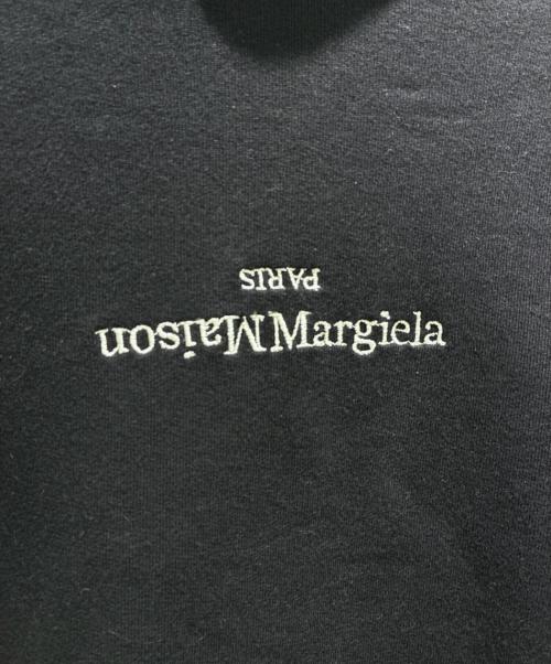 Maison Margiela（メゾンマルジェラ）Maison Margiela (メゾンマルジェラ) 反転ロゴ刺繍プルオーバーフーディ FN-MN-SHIR000850 ブラック サイズ:48の古着・服飾アイテム