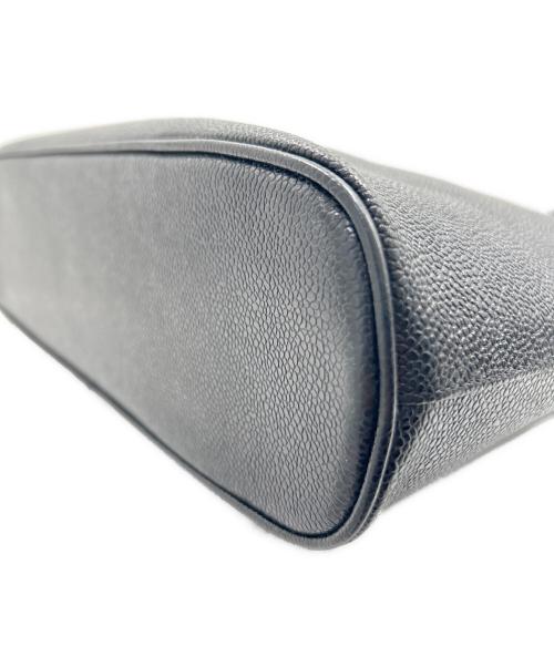 CHANEL（シャネル）CHANEL (シャネル) ココマークステッチハンドバッグ/キャビアスキン ブラック×ゴールド金具の古着・服飾アイテム