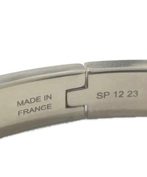 HERMES（エルメス）HERMES (エルメス) エナメルブレスレット 《ミニ・クリック・ケリー》/Enamel Bracelet “Mini Clic Kelly” シルバー×モーブペール サイズ:15.0cmの古着・服飾アイテム