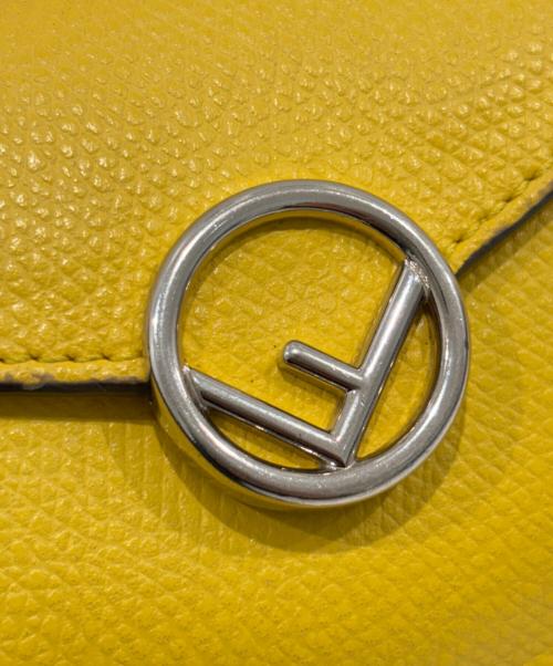 FENDI（フェンディ）FENDI (フェンディ) エフィズ トリフォールド コンパクトウォレット イエロー サイズ:コンパクト/三つ折りの古着・服飾アイテム
