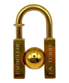 HERMES（エルメス）の古着「L'HOMME Peut EMBELLIR LA TERRE/テラカデナチャーム」｜ゴールド