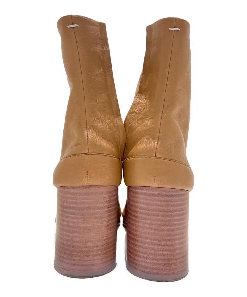 Maison Margiela（メゾンマルジェラ）Maison Margiela (メゾンマルジェラ) タビブーツ ベージュ サイズ:38の古着・服飾アイテム