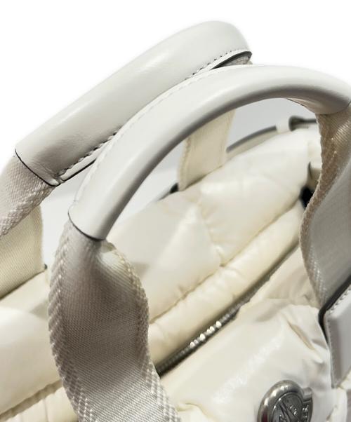 MONCLER（モンクレール）MONCLER (モンクレール) MINI CARADOC ハンドバッグ K109B5D00009M6278 ホワイトの古着・服飾アイテム