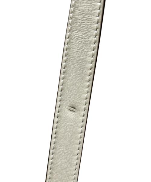 MONCLER（モンクレール）MONCLER (モンクレール) MINI CARADOC ハンドバッグ K109B5D00009M6278 ホワイトの古着・服飾アイテム