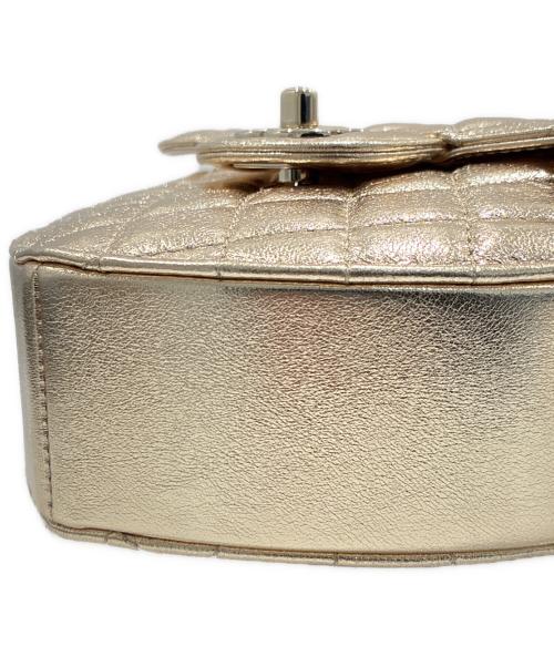 CHANEL（シャネル）CHANEL (シャネル) ハートシェイプ マトラッセショルダーバッグ/Heart-Shaped Matelassé Shoulder Bag/AS5764/ショルダーバッグ ゴールドの古着・服飾アイテム