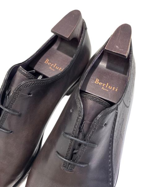 Berluti（ベルルッティ）Berluti アレッサンドロ スカーズ パティーヌ デムジュール カリグラフィー レザー シューズ/Alessandro Scars Patina Demesure Calligraphy Leather Shoes サイズ:8 1/2の古着・服飾アイテム