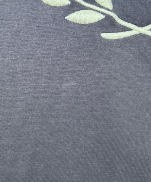 VALENTINO（ヴァレンティノ）VALENTINO (ヴァレンティノ) Laurel Embroidery Logo T-shirt/ローレルエンブイダリーTシャツ/1B3MG19G7GRNB4 ネイビー サイズ:XSの古着・服飾アイテム