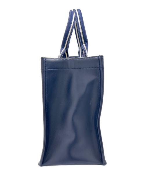 Christian Dior（クリスチャン ディオール）Christian Dior (クリスチャン ディオール) Dior Book Tote バッグ ミディアム M1324CETK_M34I ホワイト×ネイビー サイズ:ミディアムの古着・服飾アイテム