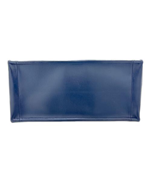 Christian Dior（クリスチャン ディオール）Christian Dior (クリスチャン ディオール) Dior Book Tote バッグ ミディアム M1324CETK_M34I ホワイト×ネイビー サイズ:ミディアムの古着・服飾アイテム
