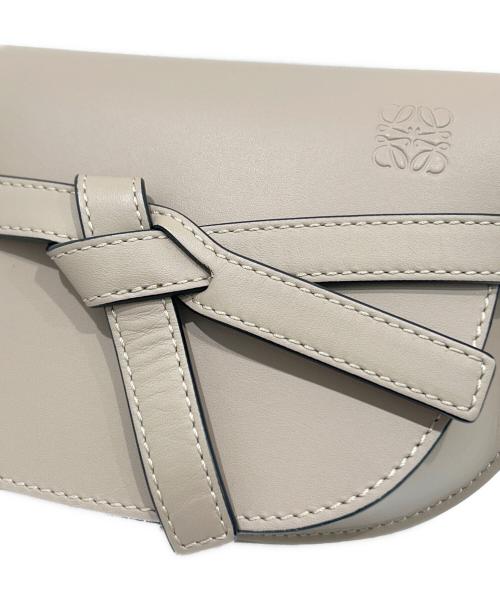 LOEWE（ロエベ）LOEWE (ロエベ) GATE DUAL MINI ゲートデュアルバッグ ミニ　A650N46X13 0068 2150 ベージュ サイズ:ミニの古着・服飾アイテム