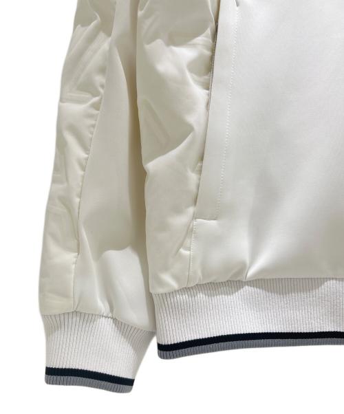 MARK&LONA（マークアンドロナ）MARK&LONA (マークアンドロナ) T-Pattern Insulate Pro Jacket　MXM-4C-AD01 ホワイト サイズ:46の古着・服飾アイテム