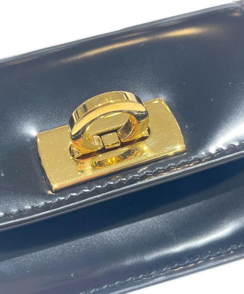Ferragamo（フェラガモ）Ferragamo (フェラガモ) WANDAカードケース/220435 0760662 ブラックの古着・服飾アイテム