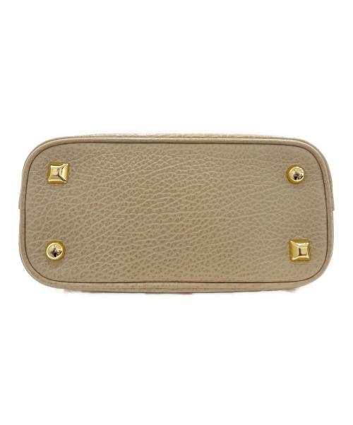 Maison Margiela（メゾンマルジェラ）Maison Margiela (メゾンマルジェラ) 「5AC」マイクロ ショルダーバッグ/5AC Micro Shoulder Bag アイボリー サイズ:マイクロの古着・服飾アイテム