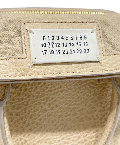 Maison Margiela（メゾンマルジェラ）Maison Margiela (メゾンマルジェラ) 「5AC」マイクロ ショルダーバッグ/5AC Micro Shoulder Bag アイボリー サイズ:マイクロの古着・服飾アイテム