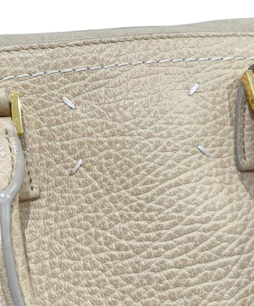 Maison Margiela（メゾンマルジェラ）Maison Margiela (メゾンマルジェラ) 「5AC」マイクロ ショルダーバッグ/5AC Micro Shoulder Bag アイボリー サイズ:マイクロの古着・服飾アイテム