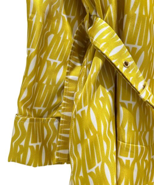 Christian Dior（クリスチャン ディオール）Christian Dior (クリスチャン ディオール) All-Over Printed Belted Dress/総柄 ベルト付きドレス/521R45A6981 イエロー サイズ:40の古着・服飾アイテム