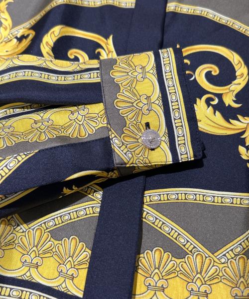 VERSACE（ヴェルサーチェ）VERSACE (ヴェルサーチェ) Baroque Pattern Silk Dress/バロック柄シルクワンピース/1016413 1A11528 ブラック×イエロー サイズ:38の古着・服飾アイテム
