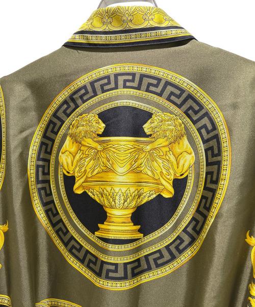 VERSACE（ヴェルサーチェ）VERSACE (ヴェルサーチェ) Baroque Pattern Silk Dress/バロック柄シルクワンピース/1016413 1A11528 ブラック×イエロー サイズ:38の古着・服飾アイテム