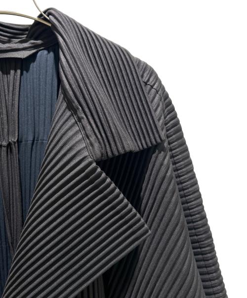 HOMME PLISSE ISSEY MIYAKE（オム プリッセ イッセイ ミヤケ）HOMME PLISSE ISSEY MIYAKE (オム プリッセ イッセイ ミヤケ) プリーツロングコート/Pleated Long Coat/HP91JA104 ダークブラウン サイズ:3の古着・服飾アイテム