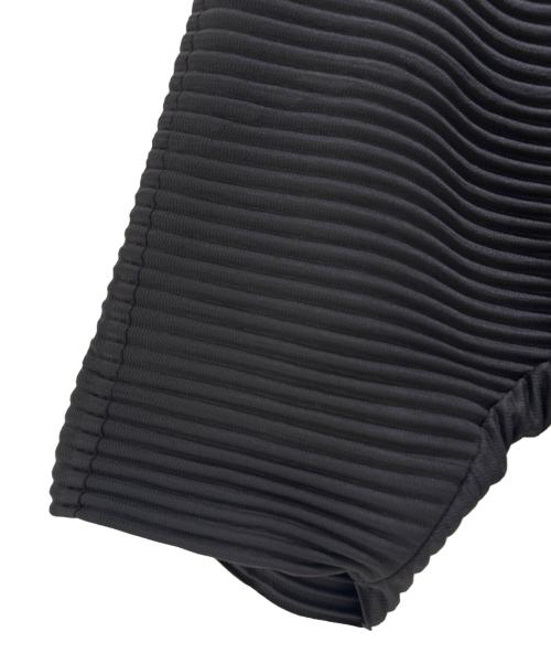 HOMME PLISSE ISSEY MIYAKE（オム プリッセ イッセイ ミヤケ）HOMME PLISSE ISSEY MIYAKE (オム プリッセ イッセイ ミヤケ) プリーツロングコート/Pleated Long Coat/HP91JA104 ダークブラウン サイズ:3の古着・服飾アイテム
