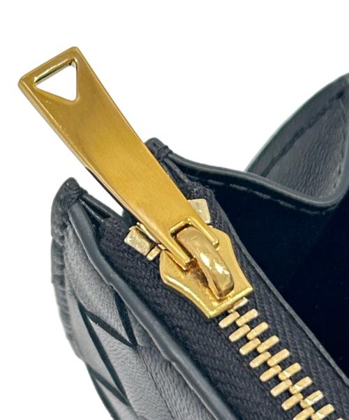 BOTTEGA VENETA（ボッテガベネタ）BOTTEGA VENETA (ボッテガベネタ) アンディアーモ 三つ折りファスナーウォレット/Andiamo Tri-Fold Zip Wallet/824968VCPP21019 ブラック 未使用品の古着・服飾アイテム
