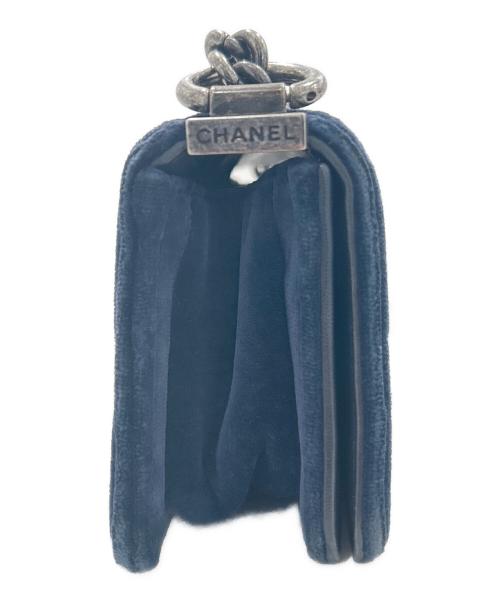 CHANEL（シャネル）CHANEL (シャネル) Mini Boy Chanel Chain Shoulder Bag/ミニボーイシャネルチェーンショルダーバッグ ブルー サイズ:ミニの古着・服飾アイテム