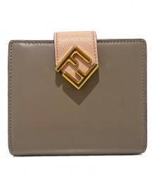 FENDI（フェンディ）の古着「FF DIAMOND2つ折り財布」｜ベージュ×ピンク