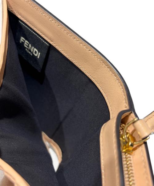 FENDI（フェンディ）FENDI (フェンディ) FF DIAMOND2つ折り財布 ベージュ×ピンクの古着・服飾アイテム