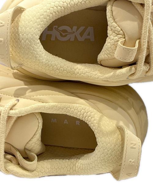 HOKAONEONE（ホカオネオネ）HOKAONEONE (ホカオネオネ) MARNI (マルニ) Bondi B3LS Straw/ボンダイ B3LS ストロー/1170631-STRW イエロー サイズ:24.5の古着・服飾アイテム