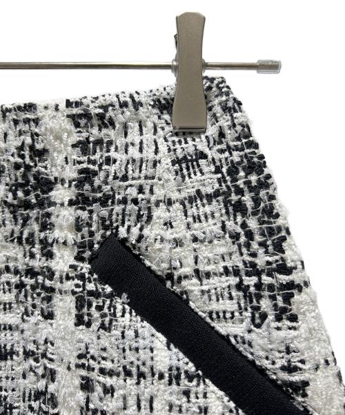 LOUIS VUITTON（ルイ ヴィトン）LOUIS VUITTON (ルイ ヴィトン) Tweed Skirt/ツイードスカート/RW251WB UIQ FSJU11 ホワイト×ブラック サイズ:34の古着・服飾アイテム