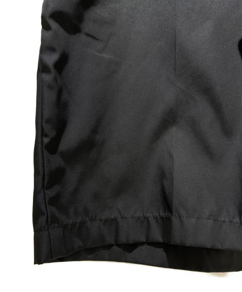 PRADA（プラダ）PRADA (プラダ) バミューダショートパンツ ブラック サイズ:44の古着・服飾アイテム