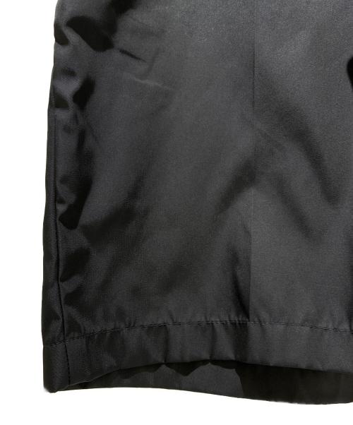 PRADA（プラダ）PRADA (プラダ) バミューダショートパンツ ブラック サイズ:44の古着・服飾アイテム