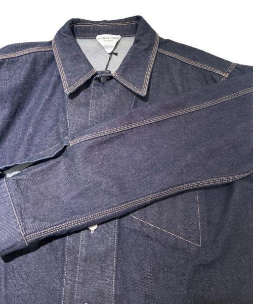 BOTTEGA VENETA（ボッテガベネタ）BOTTEGA VENETA (ボッテガベネタ) Washed Long Denim Jacket/ウォッシュドロングデニムジャケット/618544 VF4O0 インディゴ サイズ:46の古着・服飾アイテム