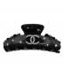 CHANEL (シャネル) ラインストーンココマーククリップ ブラック：50000円
