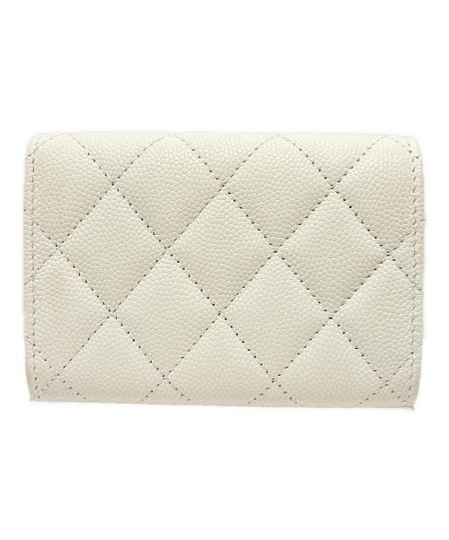 CHANEL（シャネル）CHANEL (シャネル) クルーズコレクション コンパクト ウォレット ホワイトの古着・服飾アイテム