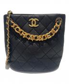 CHANELシャネル）の古着「マトラッセチェーンスモールバゲットバッグ」｜ブラック×ゴールド金具