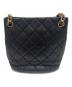 CHANEL (シャネル) マトラッセチェーンスモールバゲットバッグ ブラック×ゴールド金具：600000円